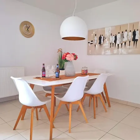 Duplex Capricia Met Zwembad Jachthaven Daire Nieuwpoort